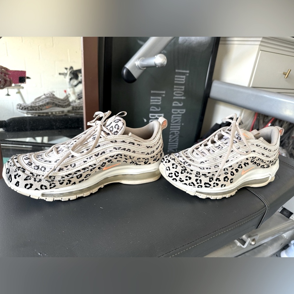 NIKE AIRMAX
